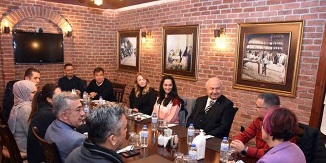 Bursa'da 'tam zamanl zel yetenekliler okulu' kurulmas planlanyor