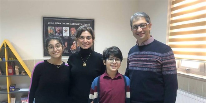 11 yaşındaki öğrenci uluslararası matematik yarışmasında şampiyon oldu