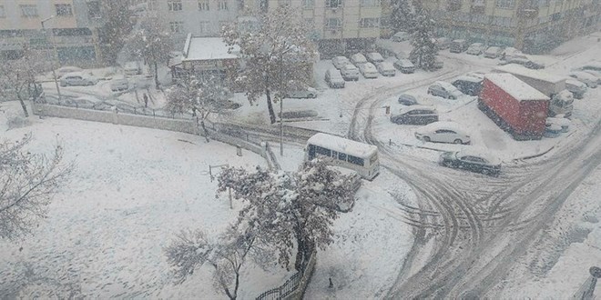 Bazı illerimizde kamu görevlilerine idari izin verildi