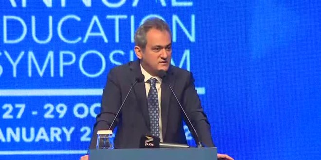 'Kapanma olacağı zaman ilk başlanacak yerler restoran kafeler değil de neden okullar?'