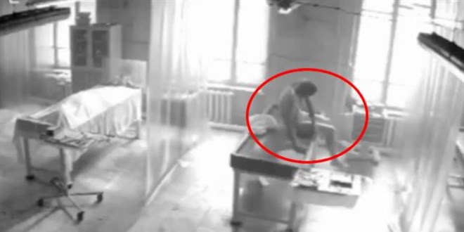 Öldü sanılarak morga konulan kişi uyanıp ayağa kalktı! İşte o anlar