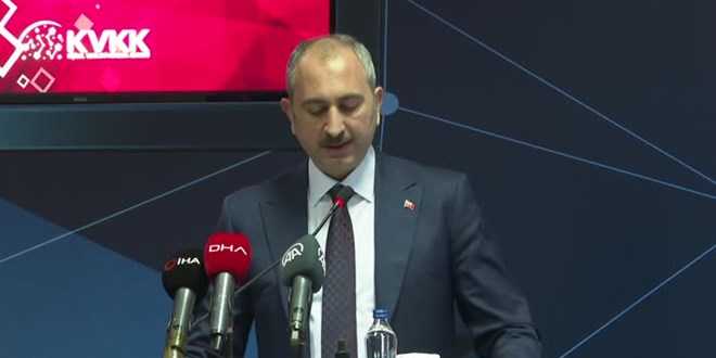 'FETÖ'yle mücadele FETÖ zihniyetiyle de mücadeledir'