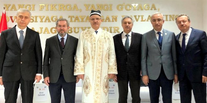 YÖK Başkanı Özvar'a Özbekistan'da 'fahri profesörlük' unvanı verildi