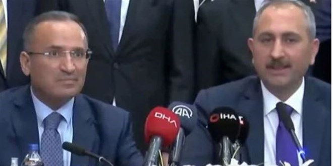 Adalet Bakanlığı'nda devir teslim töreni gerçekleşti