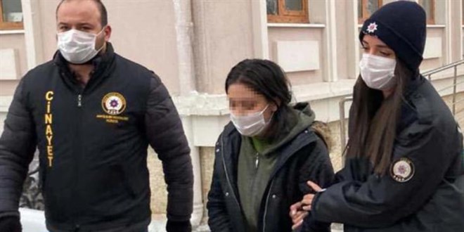 Annesini iterek ölümüne neden olan genç kız tutuklandı