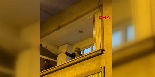 Balkonda çılgınca dans eden kadın viral oldu
