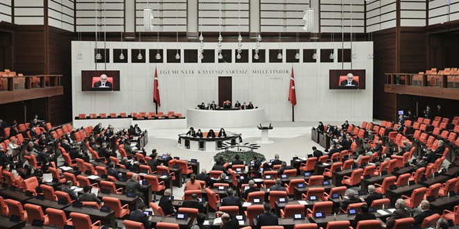 Genel Kurul'da Öğretmenlik Meslek Kanunu görüşülmeye başlandı