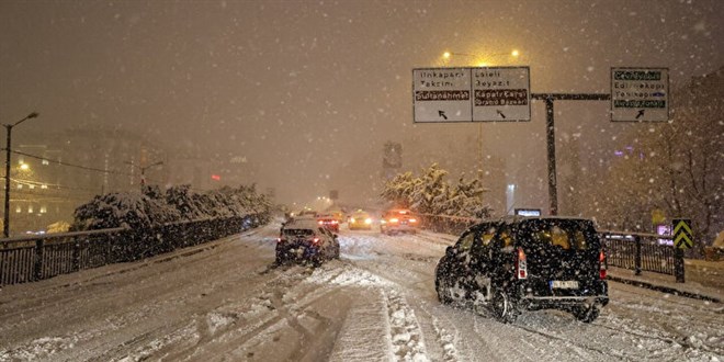 Kar geri mi geliyor: Meteoroloji ve valilikten uyar