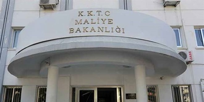KKTC'de borç yüzünden Maliye Bakanlığının elektriği kesildi