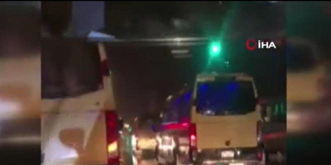 Tünel kapatıp asker eğlencesi yapan sürücülere ceza
