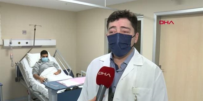 Kahkaha atınca ağzındaki kürdan boğazına kaçtı