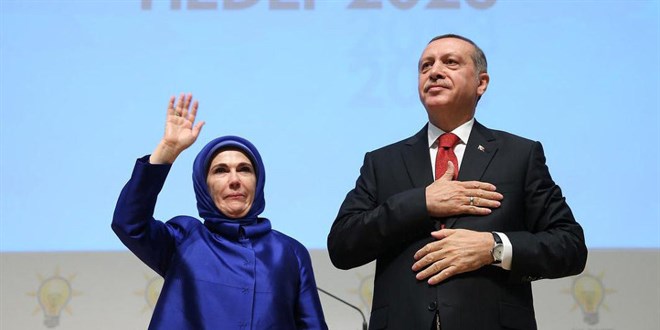 Koronavirüse yakalanan Emine Erdoğan'dan ilk açıklama geldi!