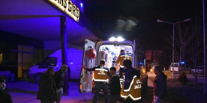 ki grup arasnda kan silahl kavgada 2 kii ld