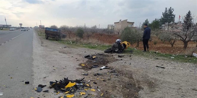 Motosikletin traktre arpt feci kaza gvenlik kamerasnda