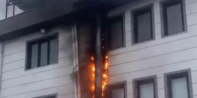 Kız öğrenci yurdunda yangın paniği