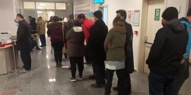 İshal ve kusma şikayetleri artan şehre Bakanlık ekip gönderdi