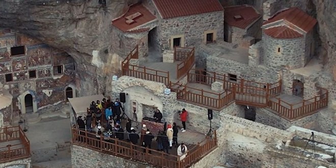 Sümela Manastırı'ndaki klip çekimine Bakanlıktan soruşturma
