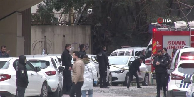 stanbul'da kovalamaca srasnda polise ate ald!