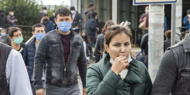 İlk Omicron varyantı vakasını keşfeden doktor konuştu: Bana baskı yaptılar