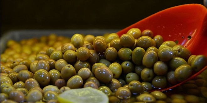 KDV indirimi zeytin ve zeytinyağının etiket fiyatlarına da yansıdı