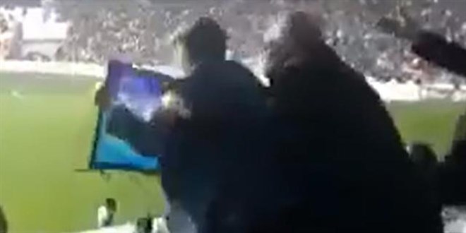 Murat Sancak, Beşiktaş maçında protokol tribünündeki televizyonu kırdı