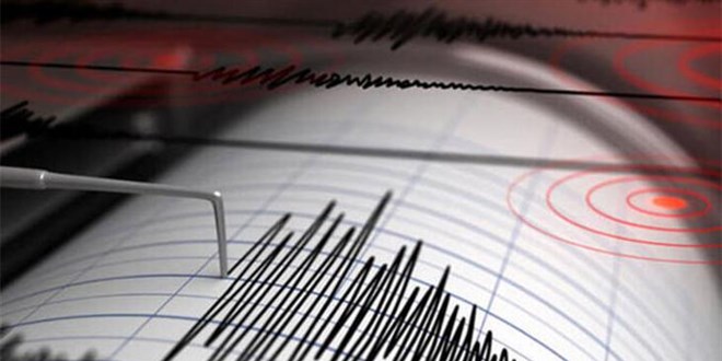 Aydn'n Kuadas ilesinde 3.4 byklnde deprem meydana geldi