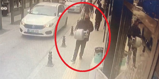 Çaldığı tüpü geri sattı