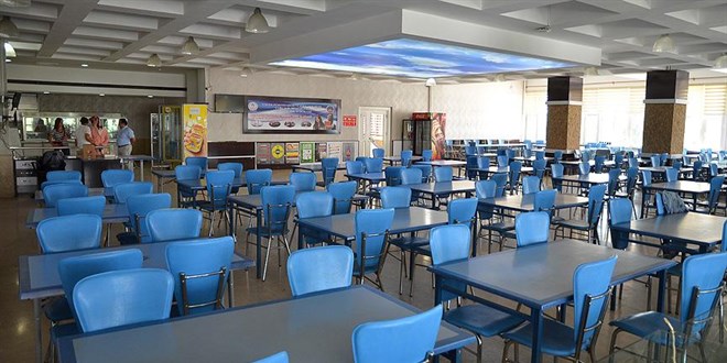Yurtta kalan öğrencilerin beslenme yardımı 750 TL'ye yükseltildi