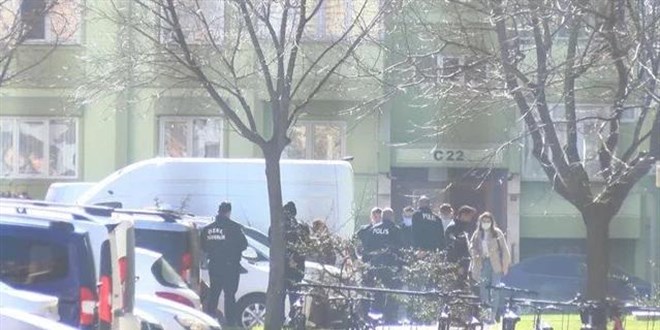 Anne vaheti: 3 yandaki olunu ldrd