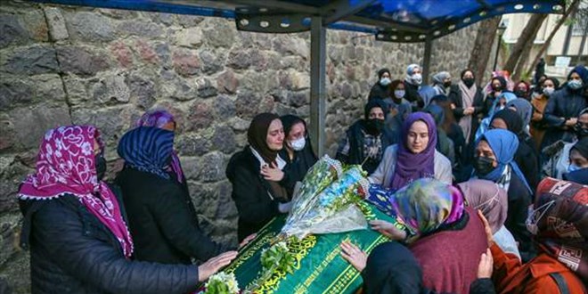Konya'daki otobüs kazasında hayatını kaybedenler son yolculuklarına uğurlanıyor