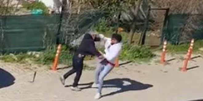 Taciz ettiği kadının babasına saldırdı, komşusunu bıçakladı