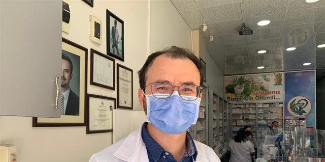 Yüksek vaka sayısına rağmen maske satışları düştü