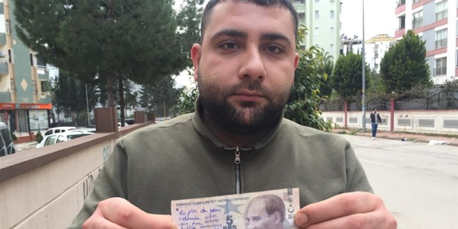 Baba yadigarı 5 liranın sahibini arıyor