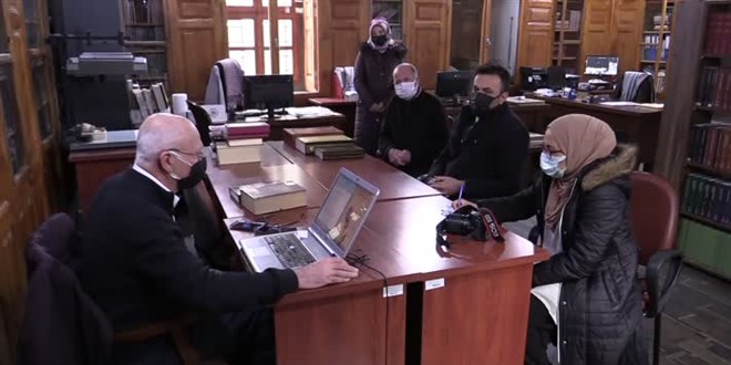 Emekli öğretmen 3 asırlık hanın kayıp kitabesinin metnini buldu