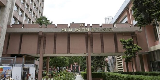 MEB'den 'ölçme değerlendirme merkezleri' hakkında ek ders kararı