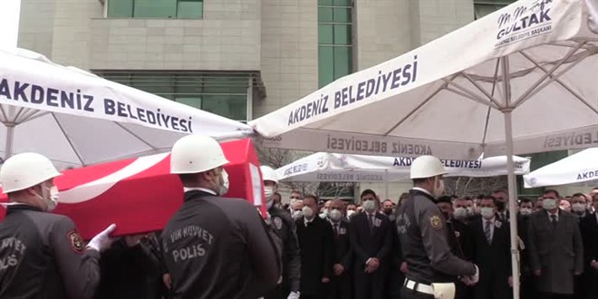 53 yaşındaki Cumhuriyet savcısı kalp krizinden hayatını kaybetti