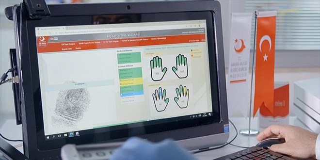2 milyon kimlik belgesi yerli parmak izi tanma sistemiyle hazrland