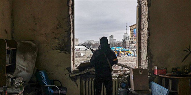 Kiev'de yoğun güvenlik önlemleri: Keskin nişancılar her yerde