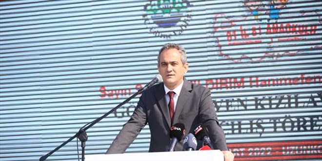 'Artık herhangi bir sınıfa da ara vermeden yüz yüze eğitime devam edeceğiz'
