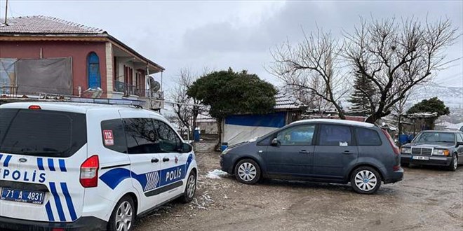 26 yaşındaki kadın, misafir olarak kaldığı evde ölü bulundu