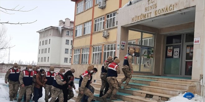 Erzurum'da hayvan h�rs�zl��� yapt�klar� iddias�yla 7 ki�i g�zalt�na al�nd�