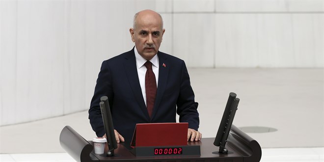Tarım ve Orman Bakanı Vahit Kirişci, TBMM'de yemin etti