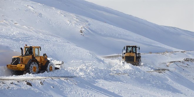 Van, Bitlis, Hakkari ve Mu'ta 263 yerleimin yolu kardan kapand
