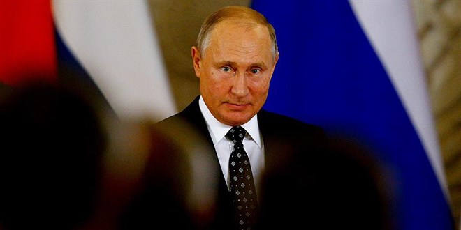 Putin: Uygulanan yaptırımlar Rusya'ya savaş ilanı gibidir