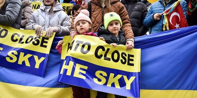 Rusya'nn Ukrayna'ya saldrs stanbul'da protesto edildi