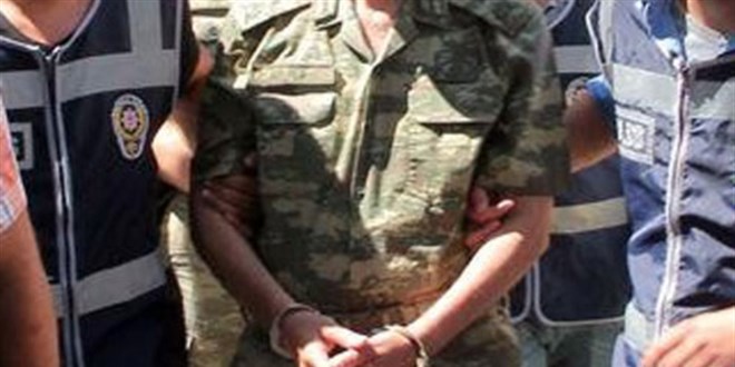 38 ilde dev FETÖ operasyonu: Muvazzaflar dahil 101 gözaltı