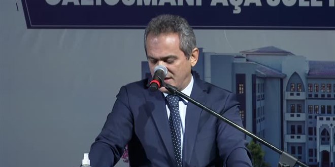 Bakan Özer: Öğretmenlerimizin yüzde 60'ı kadın öğretmenlerden oluşuyor