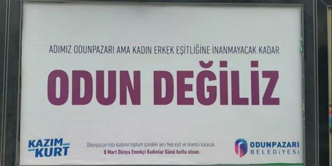Belediyeden alkış alan 8 Mart Dünya Kadınlar Günü afişi