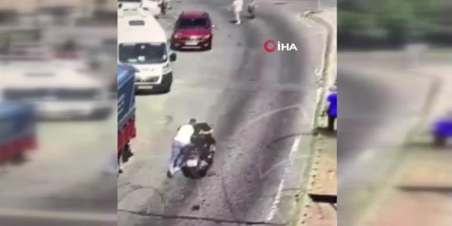 Trafikte basın mensubuna saldıran 2 sanığa hapis talebi