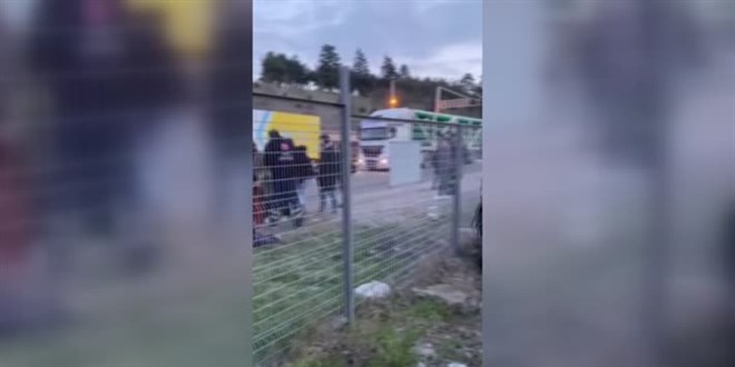 Kırklareli'nde yolcu treninin işçi servisine çarpması sonucu 27 kişi yaralandı